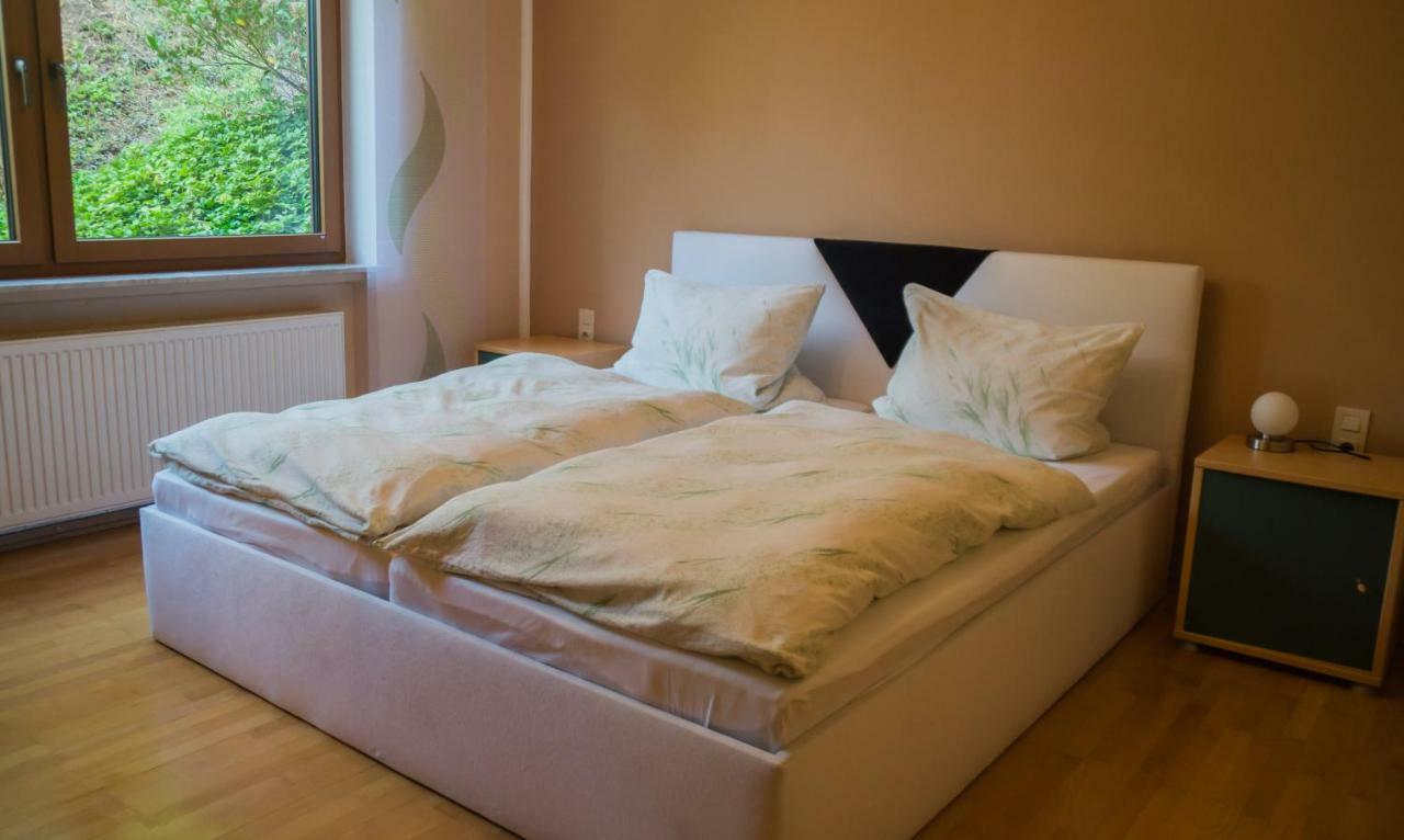 Zum Ehranger Wald 2A Apartment Trier Luaran gambar